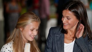 La visita de la reina Letizia y la princesa Leonor al rey Juan Carlos / Gtres