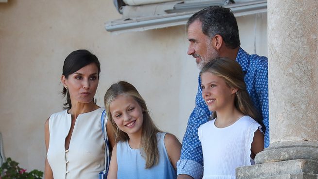 reina Letizia, rey Felipe, infanta Leonor, princesa Sofía