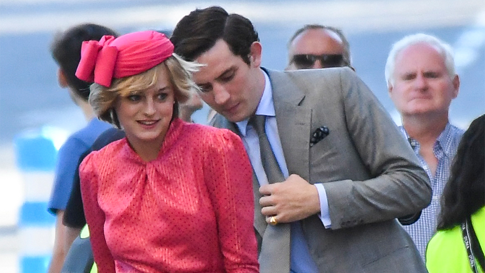 Lady Di Y El Principe Carlos The Crown Se Pasean Por Malaga