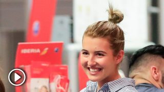 Alba Díaz en el aeropuerto de Madrid / Gtres