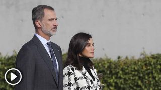 La reina Letizia y el rey Felipe antes de viajar a Cuba /Gtres