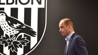 El príncipe Guillermo, durante su visita al entrenamiento del West Bromwich Albion / Gtres