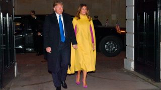 Donald Trump y Melania Trump llegando a su encuentro con el príncipe Carlos y Camila Parker / Gtres