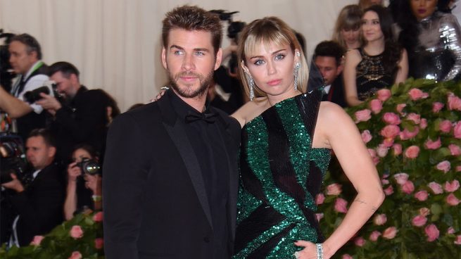 Miley Cyrus; Liam Hemsworth