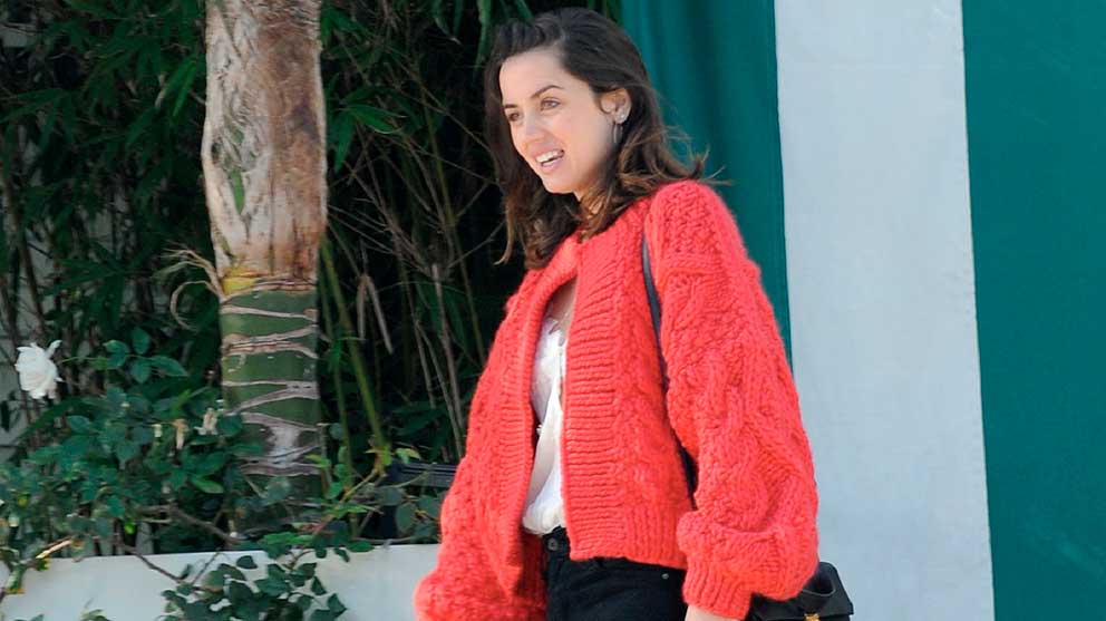 Ana De Armas Su Enorme Sonrisa Tras Ser Relacionada Con Bradley