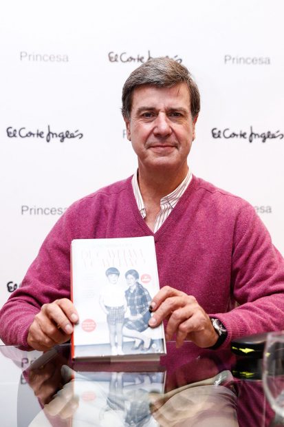 Cayetano Martínez de Irujo durante la presentación de su libro 'De Cayetana a Cayetano'/Gtres