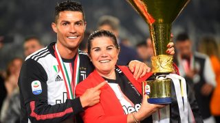 La madre de Cristiano Ronaldo recibe el alta hospitalaria/Gtres
