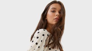 Stradivarius clona el vestido más famoso de Zara y le baja el precio