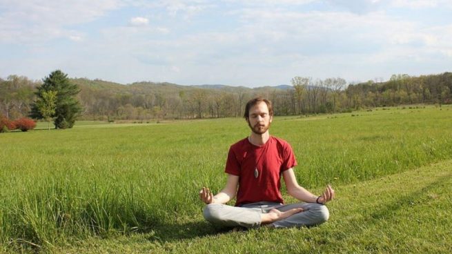 Si todavía no lo has hecho recomendamos las mejores técnicas de meditación.