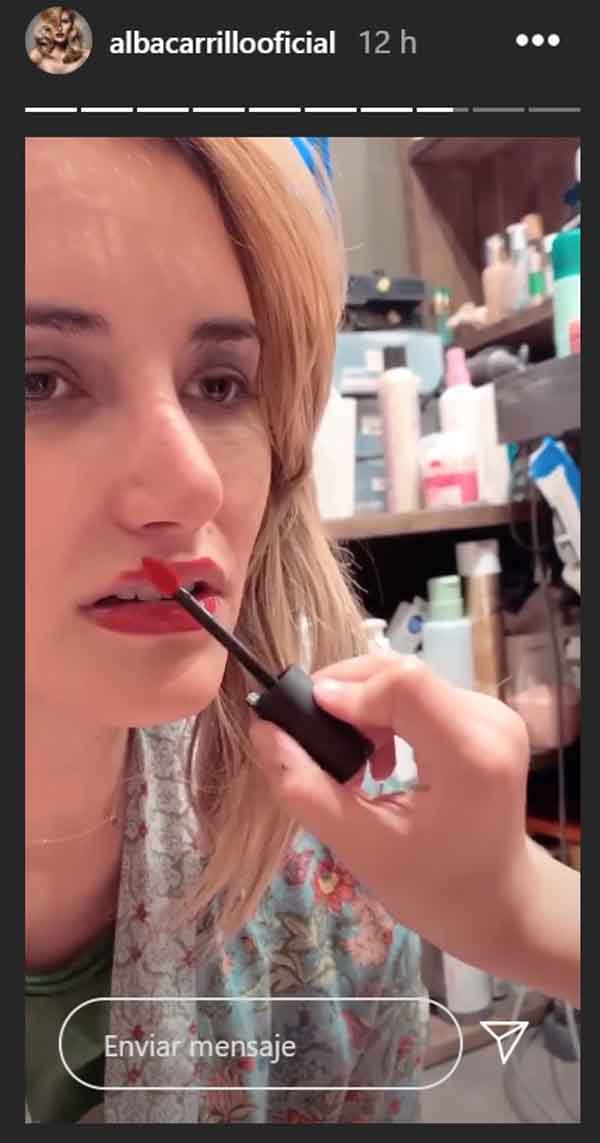 Alba Carrillo disfrutó de una sesión de maquillaje junto a su hijo / Instagram