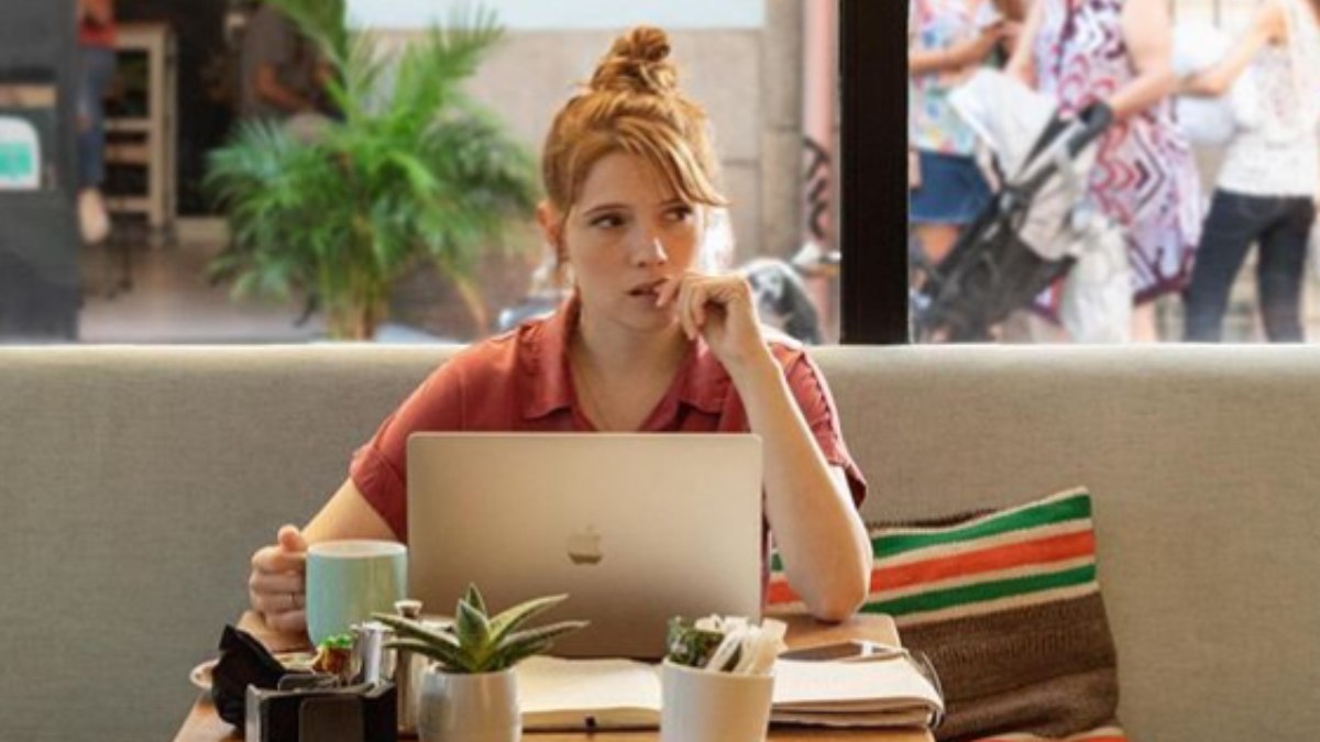 Valeria ¿Cómo vestir como Valeria, Nerea, Carmen y Lola de la serie? Valeria ¿Cómo vestir como Valeria, Nerea, Carmen y Lola de la serie?