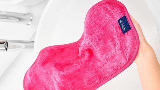 Las toallitas de microfibra son ideales para eliminar el maquillaje con suavidad