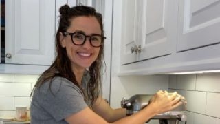 Jennifer Garner comparte la receta de su plato favorito: Atún con infusión de hierbas