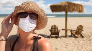 Consejos para ir a la playa con la mascarilla