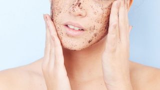 Los exfoliantes son muy beneficiosos para la piel, especialmente los caseros