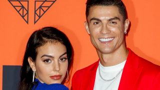 Georgina Rodríguez y Cristiano Ronaldo en un photocall de Sevilla / Gtres