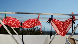 Tips para que sepas cómo lavar, y desinfectar, tu traje de baño