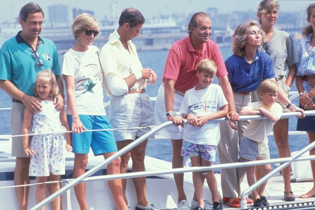 Reyes Juan Carlos y Sofía, Príncipe Carlos y Lady Di, Constantino de Grecia