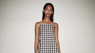 Este es el nuevo y sencillo vestido viral de Zara que ya está agotándose en web y tiendas