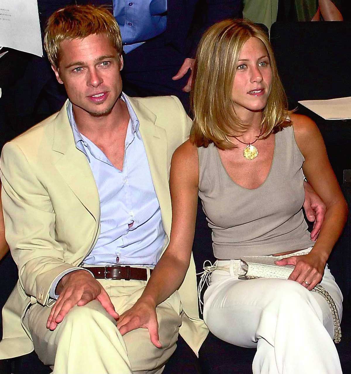 Jennifer Aniston Kiss Brad Pitt