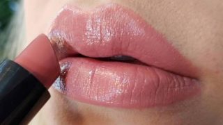 Descubre cómo elegir el tono de labial rosa adecuado para tu color de piel
