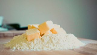 La mantequilla tiene un alto poder calmante y lubricante
