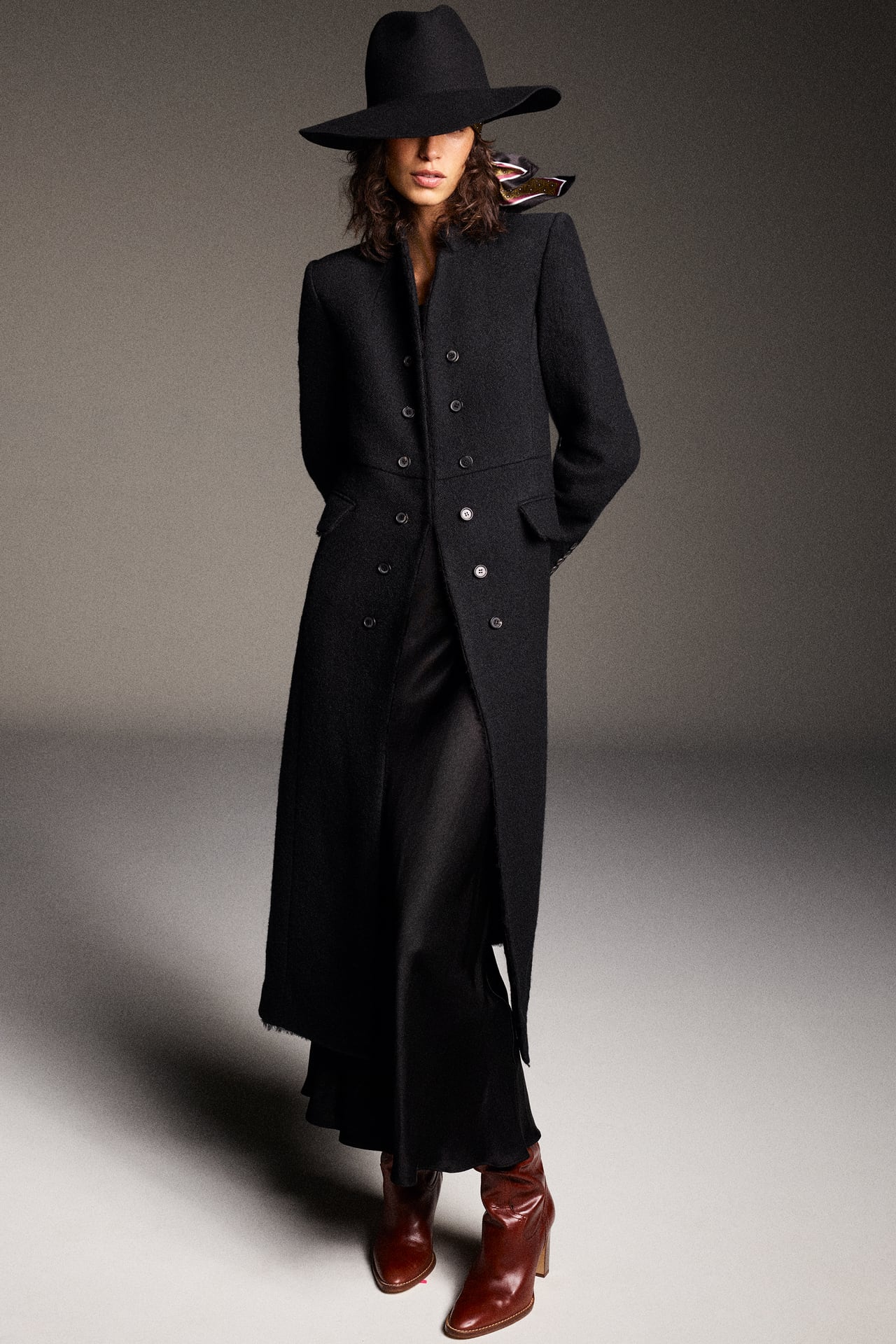 Zara: o negro? Estos son los abrigos de edición limitada más bonitos | Moda