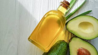 Todas las propiedades del aceite de aguacate para el rostro, la piel y el cabello