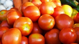 Las razones del porqué debes comer tomate para mejorar piel y organismo