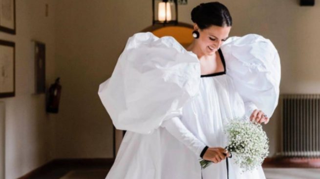Caprile: El polémico vestido de novia que se hace en redes