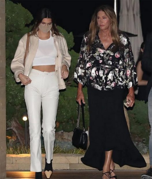 Kendall Jenner junto a su padre Caitlyn Jenner/ @k3ndallupdates