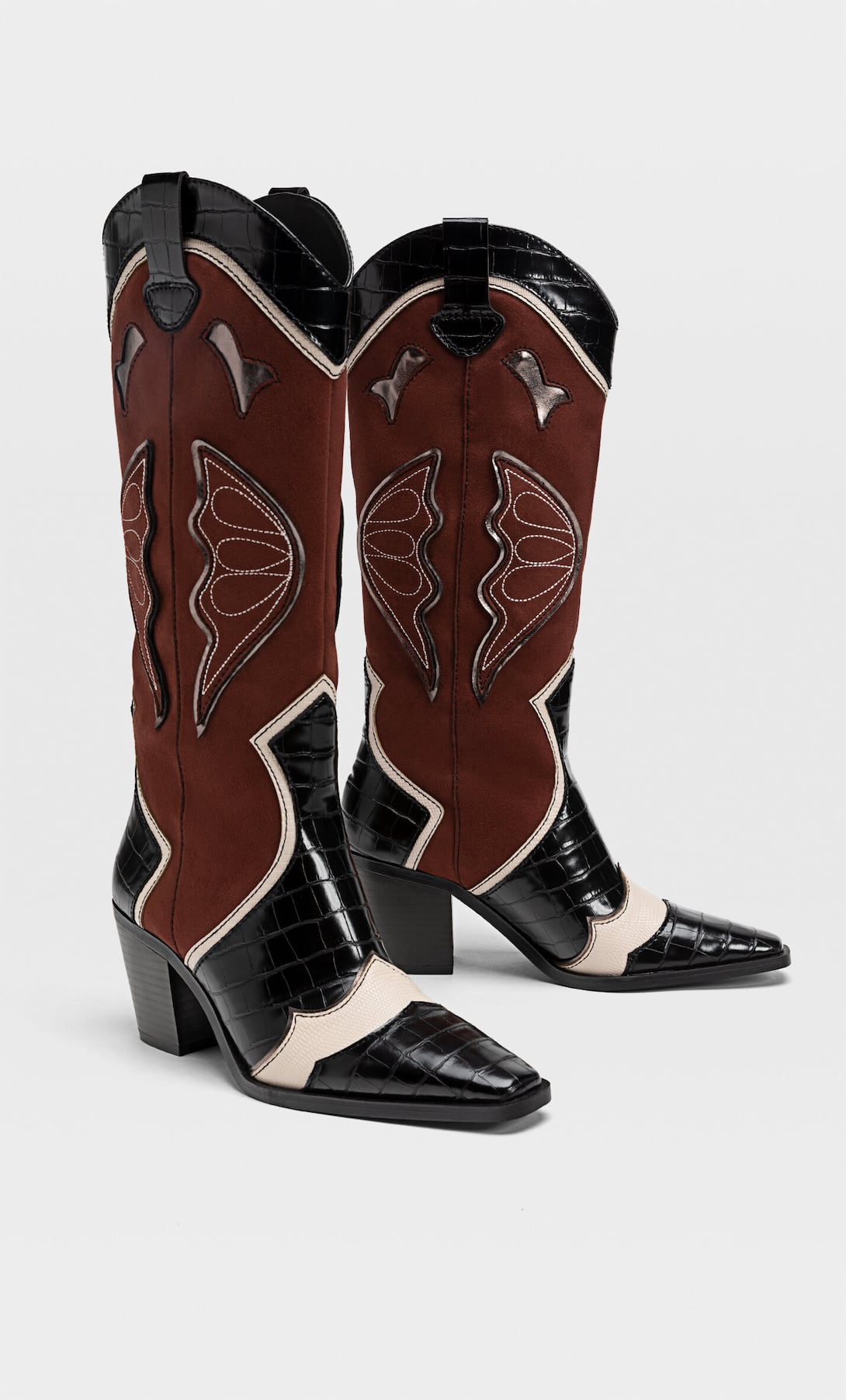 Estas botas de Stradivarius parecen de diseño, pero se venden a precio low cost