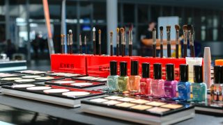 Estos son los seis colores de uñas que son tendencia este invierno 2020