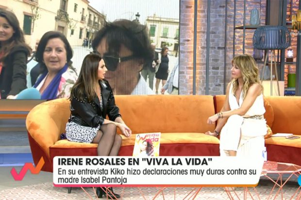 Irene Rosales junto a Emma García en una entrevista en 'Viva la vida'./Telecinco