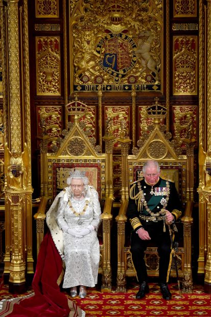 La reina Isabel y el príncipe de Gales/Gtres