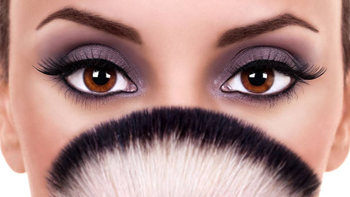 Tips para maquillar unos ojos grandes y realzarlos Belleza
