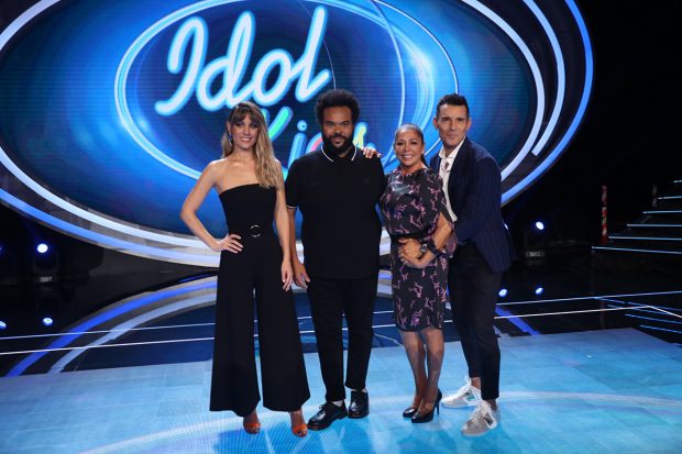 Edurne, Carlos Jean, Isabel Pantoja y Jesús Vázquez en la presentación de 'Idol Kids'./Gtres