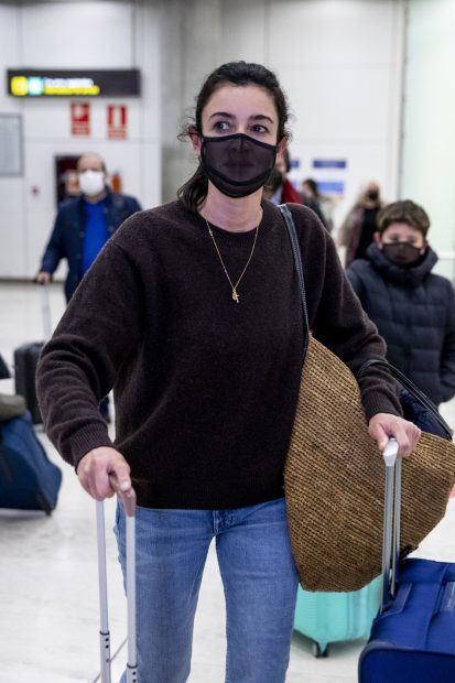 Blanca Romero llegando al aeropuerto de Madrid/Gtres