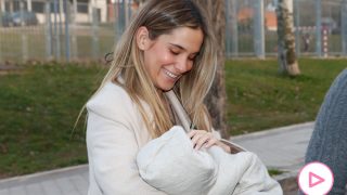 María Pombo, con su bebé en brazos / Gtres