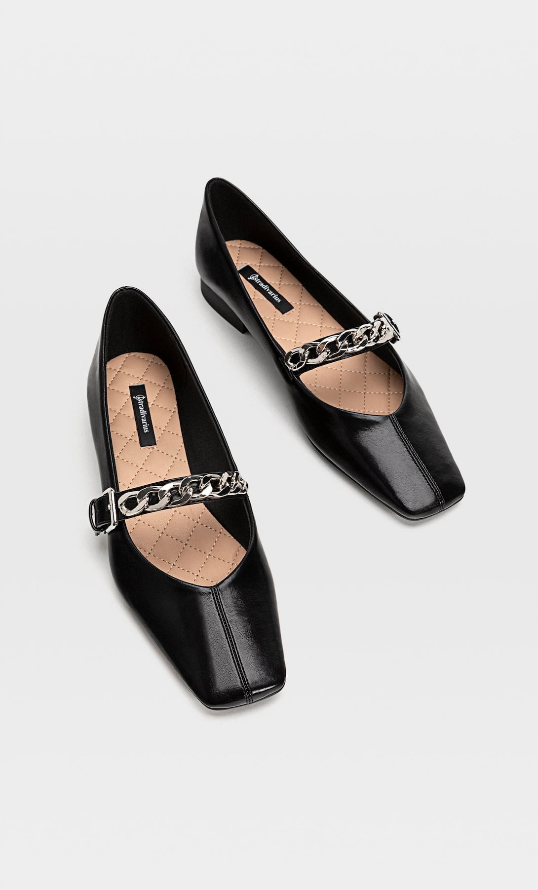 Zapatos T-Strap que Grace Kelly llevaba vuelven a ser tendencia