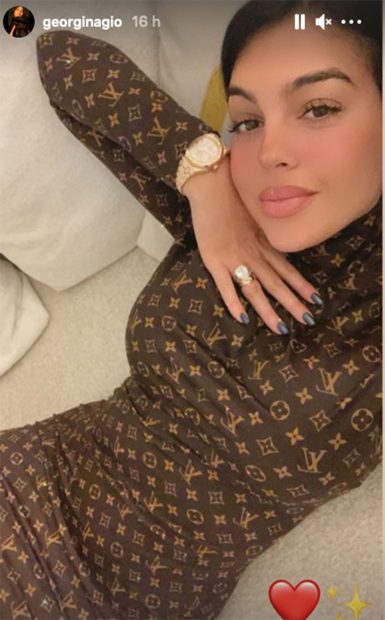 Georgina Rodríguez luciendo un vestido de Louis Vuitton./Instagram @georginagio