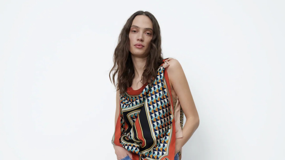 Zara: pañuelos iniciales que hubieran a Bradshaw | Inditex