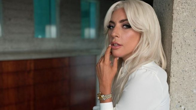 Lady Gaga cumple 35 años con un inesperado cambio de look