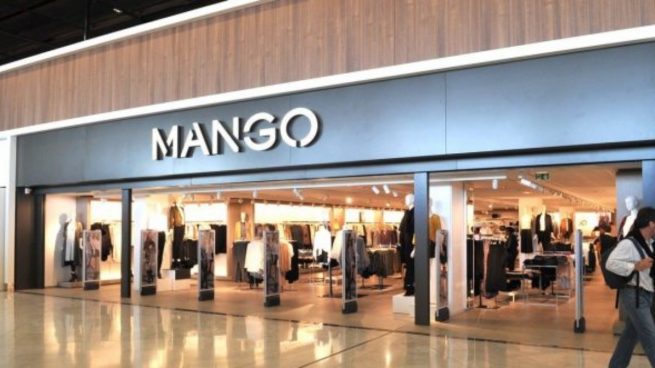 El famoso bolso croissant bag de Gia Studios de 500 euros está en Mango