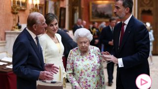 Los Reyes Felipe y Letizia con la Reina Isabel y su marido. /Gtres