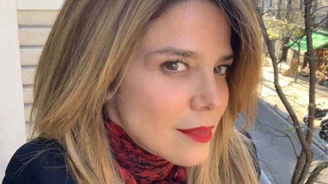 Analizamos el look de Juana Acosta de rubia