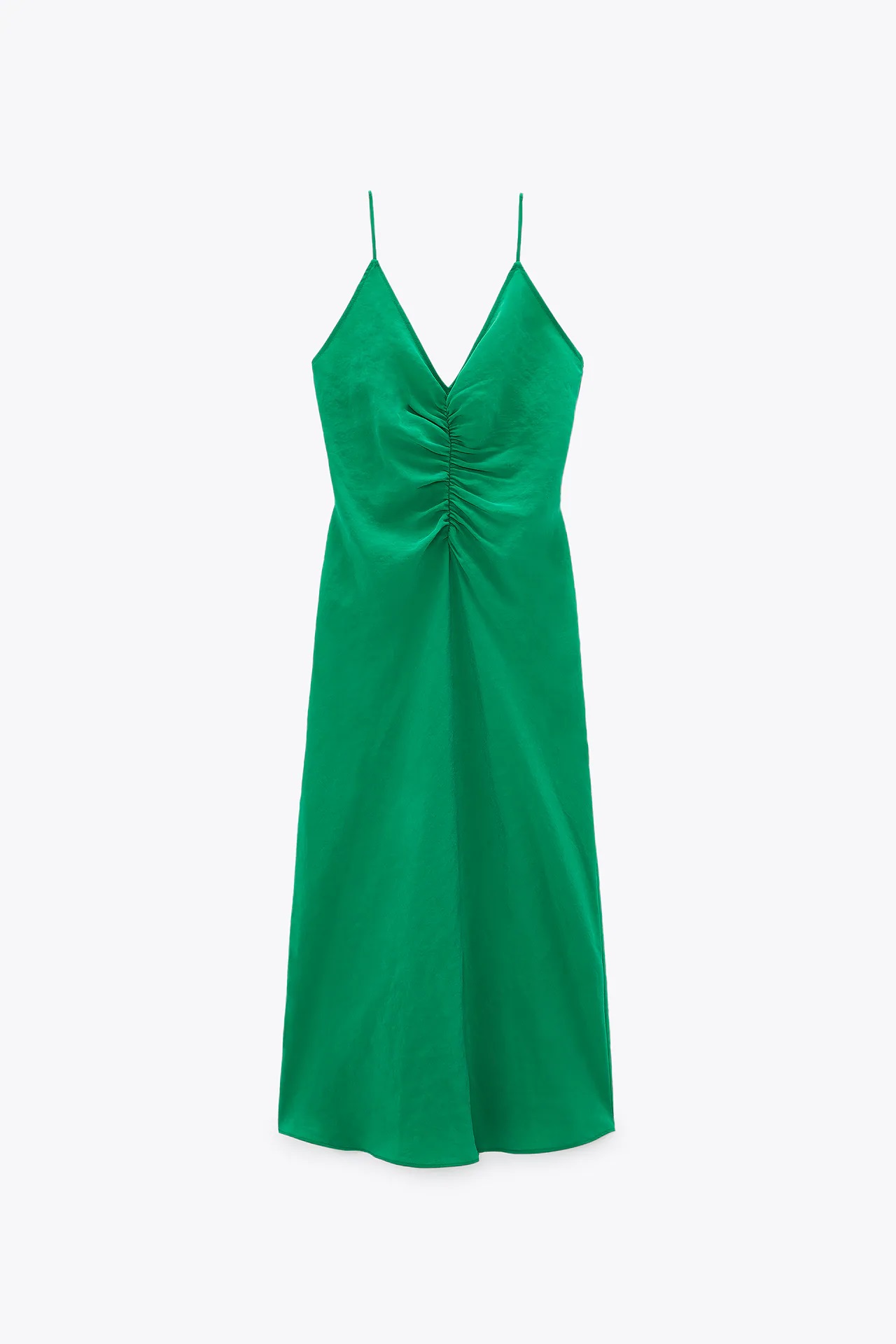 6 vestidos de Zara que demuestran que el verde es el color de la primavera verano