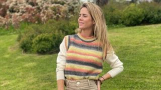 Amelia Bono se apunta a la moda del chaleco viral de Mango