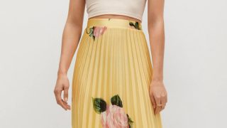 Mango diseña una falda idéntica a la falda de 2.000 euros más primaveral de Valentino