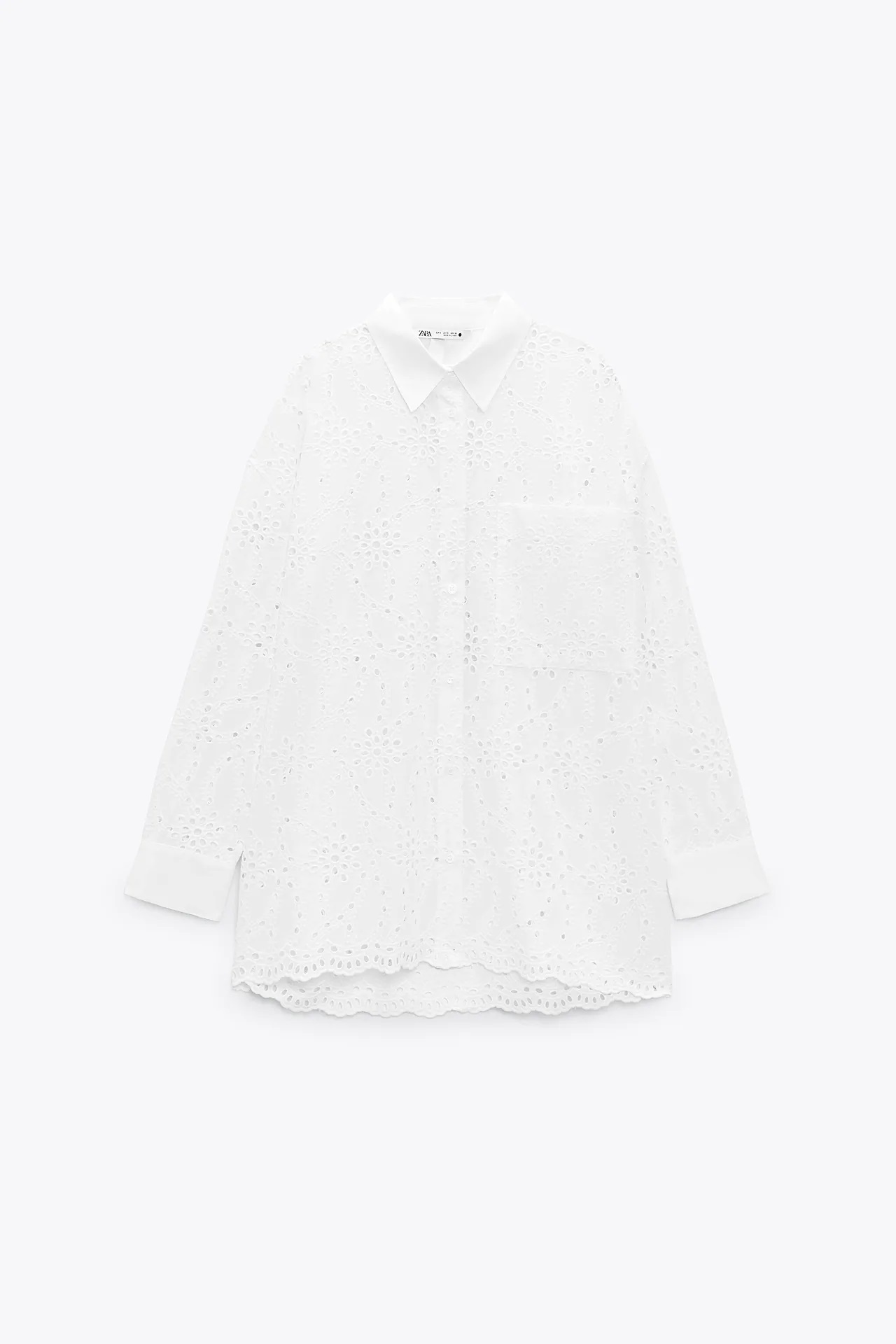 De Valentino a Zara, así es el clon de Inditex de una camisa de más de 2.000 euros